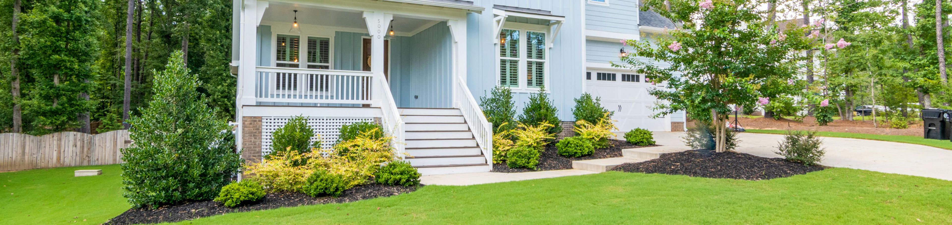beautiful front yard